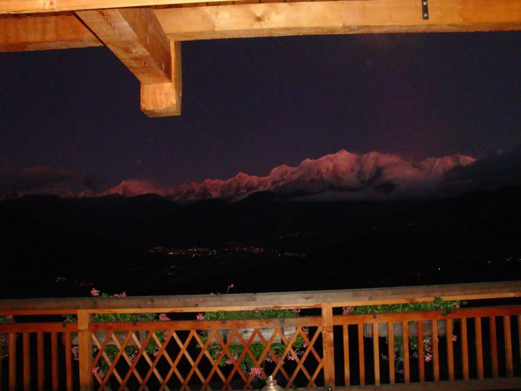 Willa La Joubarbe Au Balcon Du Mont-Blanc Sallanches Zewnętrze zdjęcie